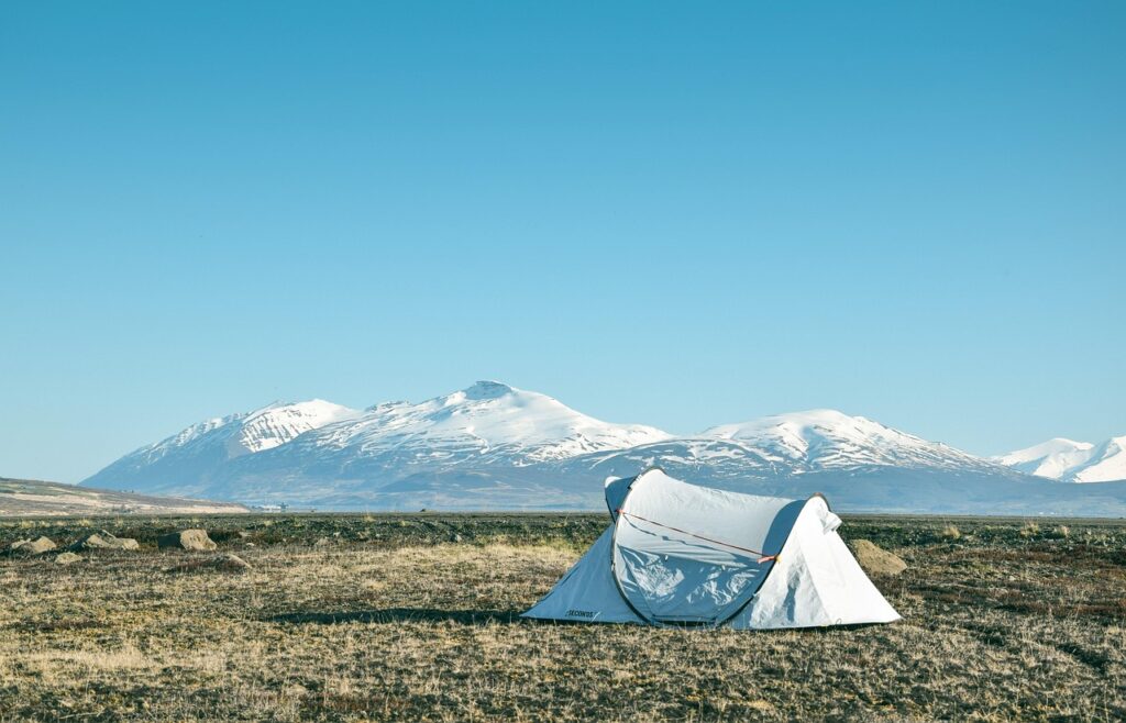 Påskeferie med plads til leg, langsomme morgener og påsketilbud camping